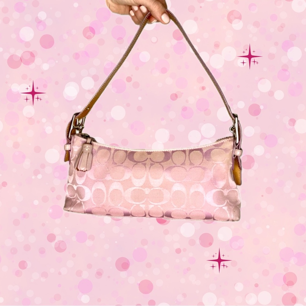 🌸 Vintage Coach Y2K Signature East West Baguette in Pale Pink 🌸